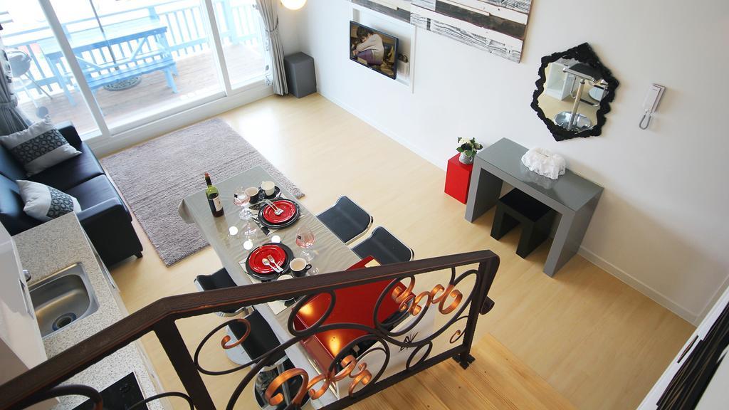 Blue & White Pension Namhae Ngoại thất bức ảnh