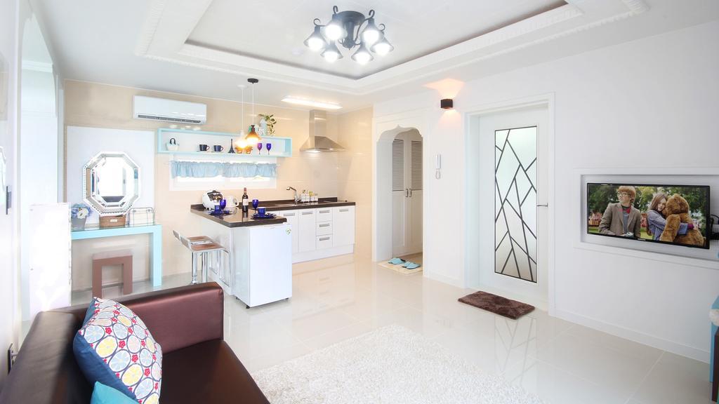 Blue & White Pension Namhae Ngoại thất bức ảnh