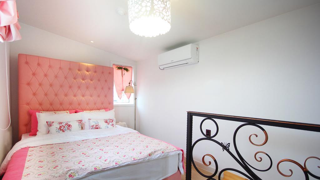 Blue & White Pension Namhae Ngoại thất bức ảnh
